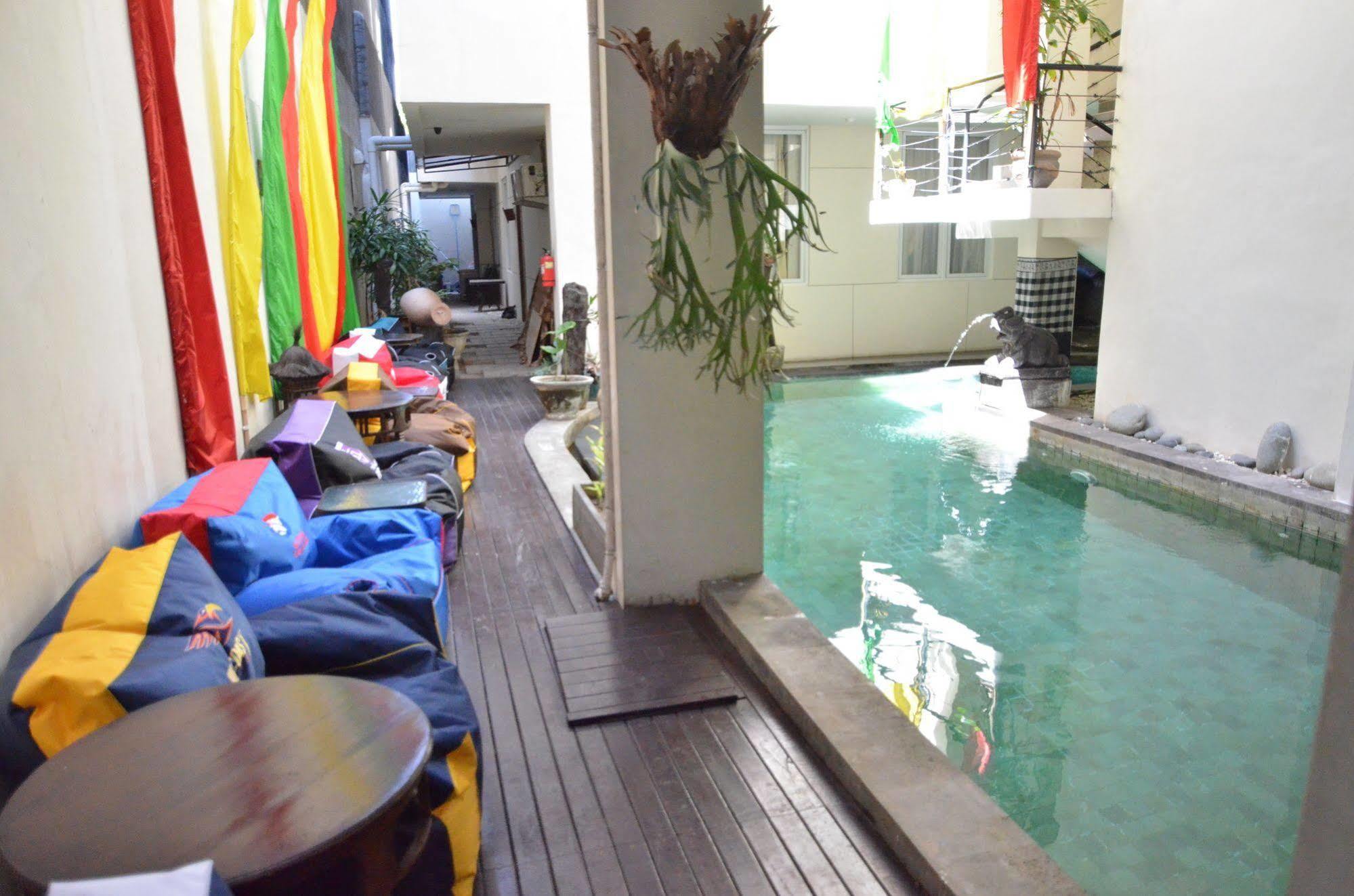 JOCS Boutique Hotel Legian Extérieur photo