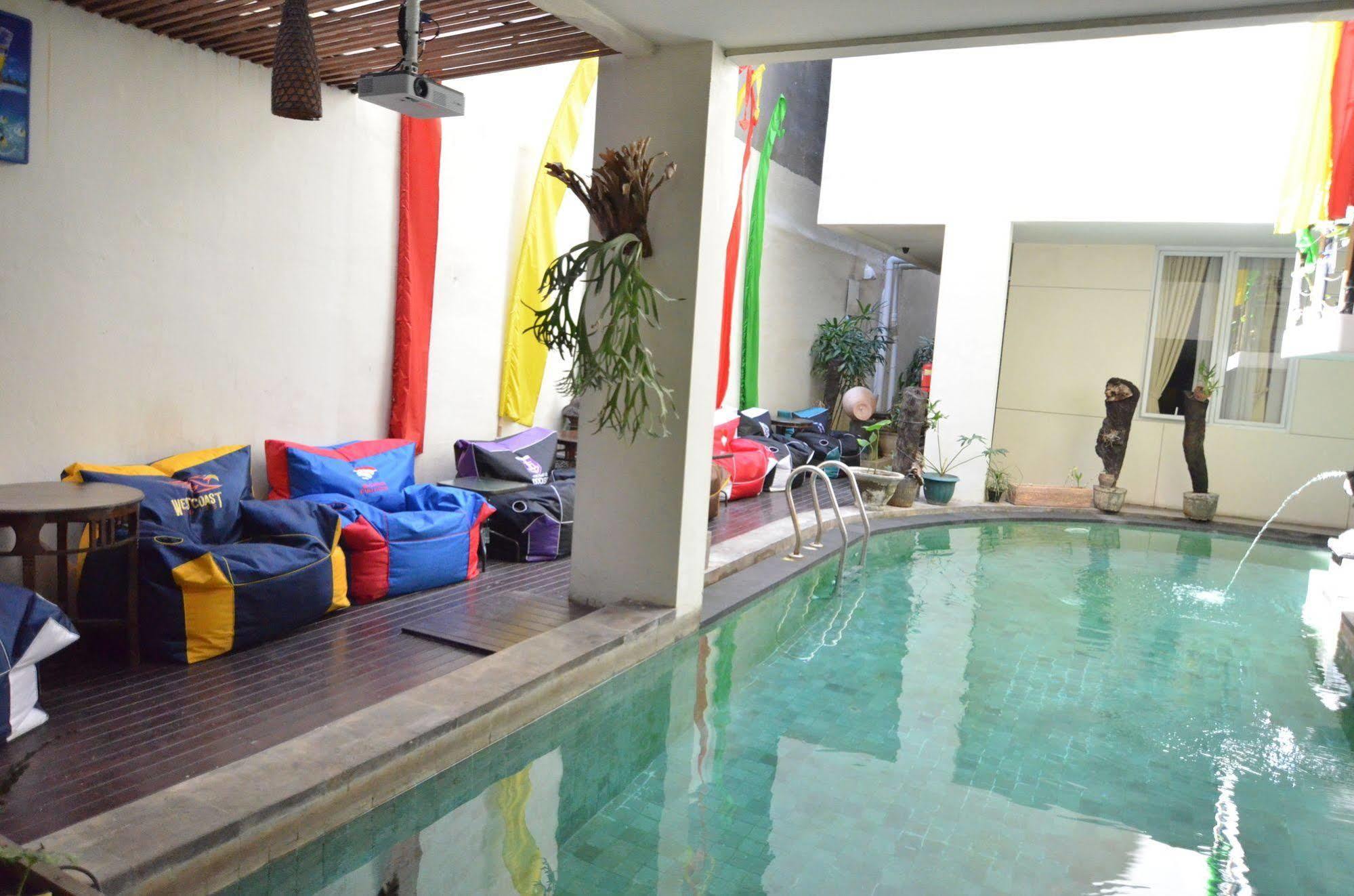JOCS Boutique Hotel Legian Extérieur photo